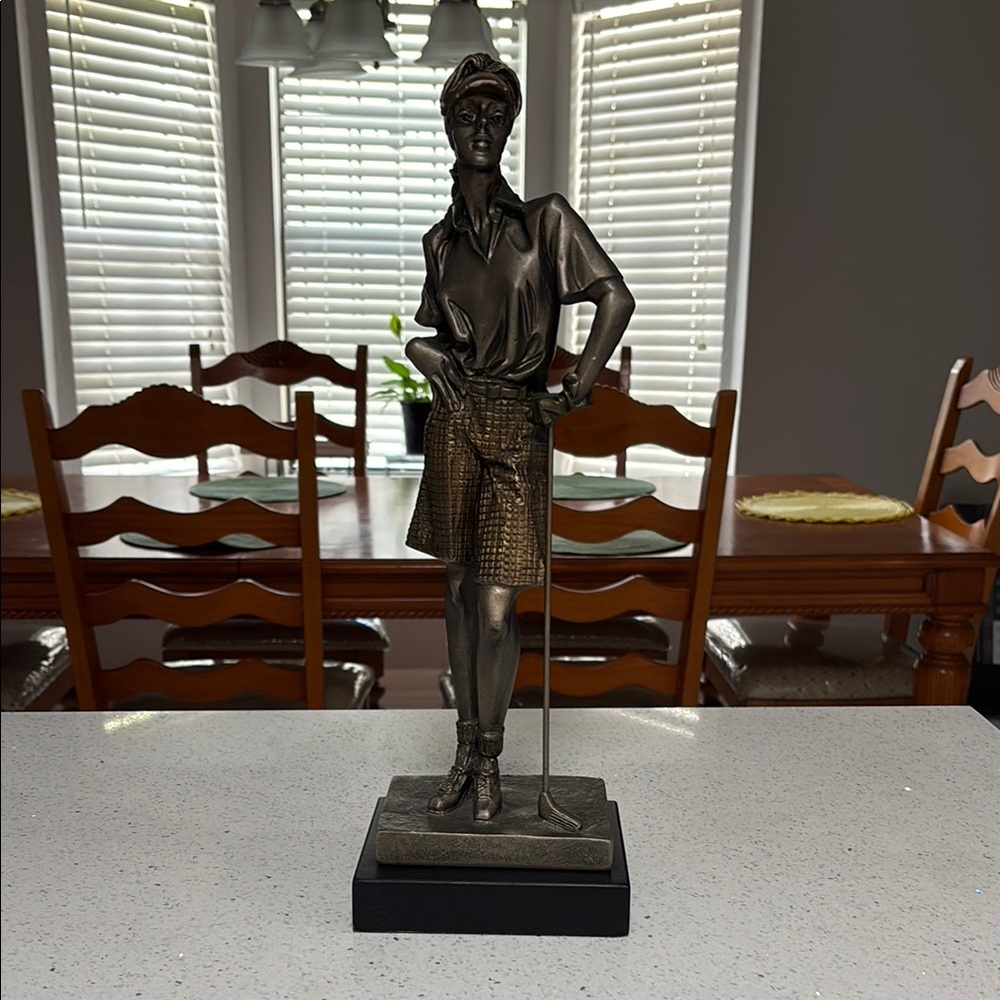 1997 Austin Sculpture From The Fringe Female Golfer Danel Alexsander Bronze Look